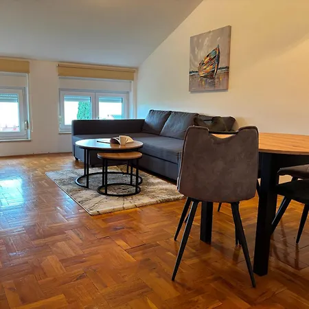 Nada * Novi Vinodolski