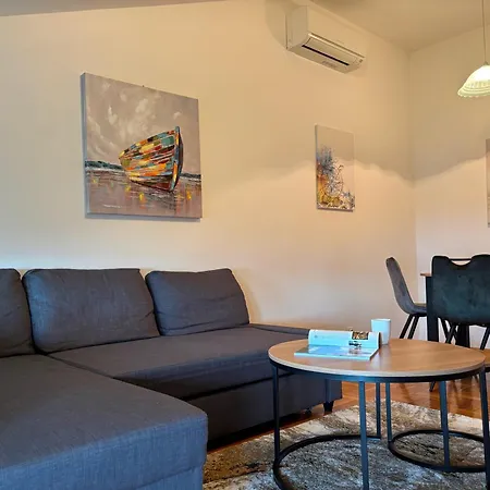 Apartment Nada *