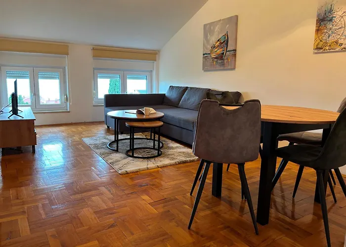 Nada * Novi Vinodolski